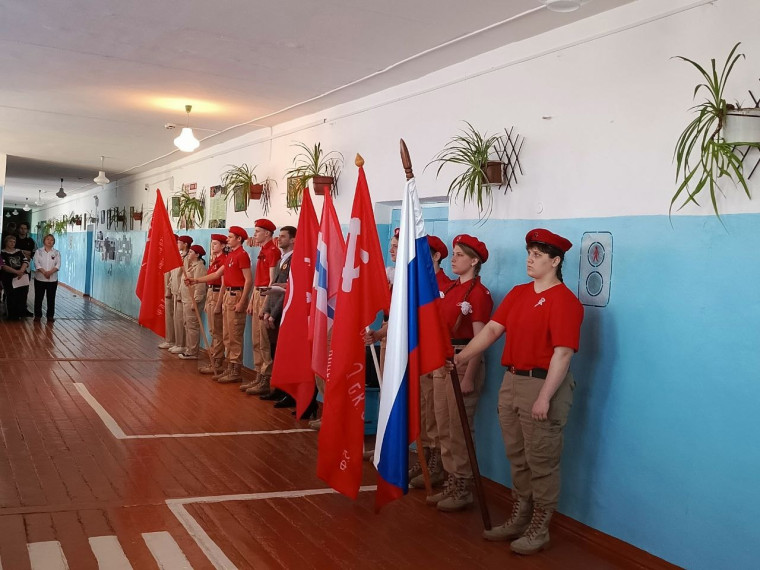 Торжественная церемония передачи Знамени Победы.